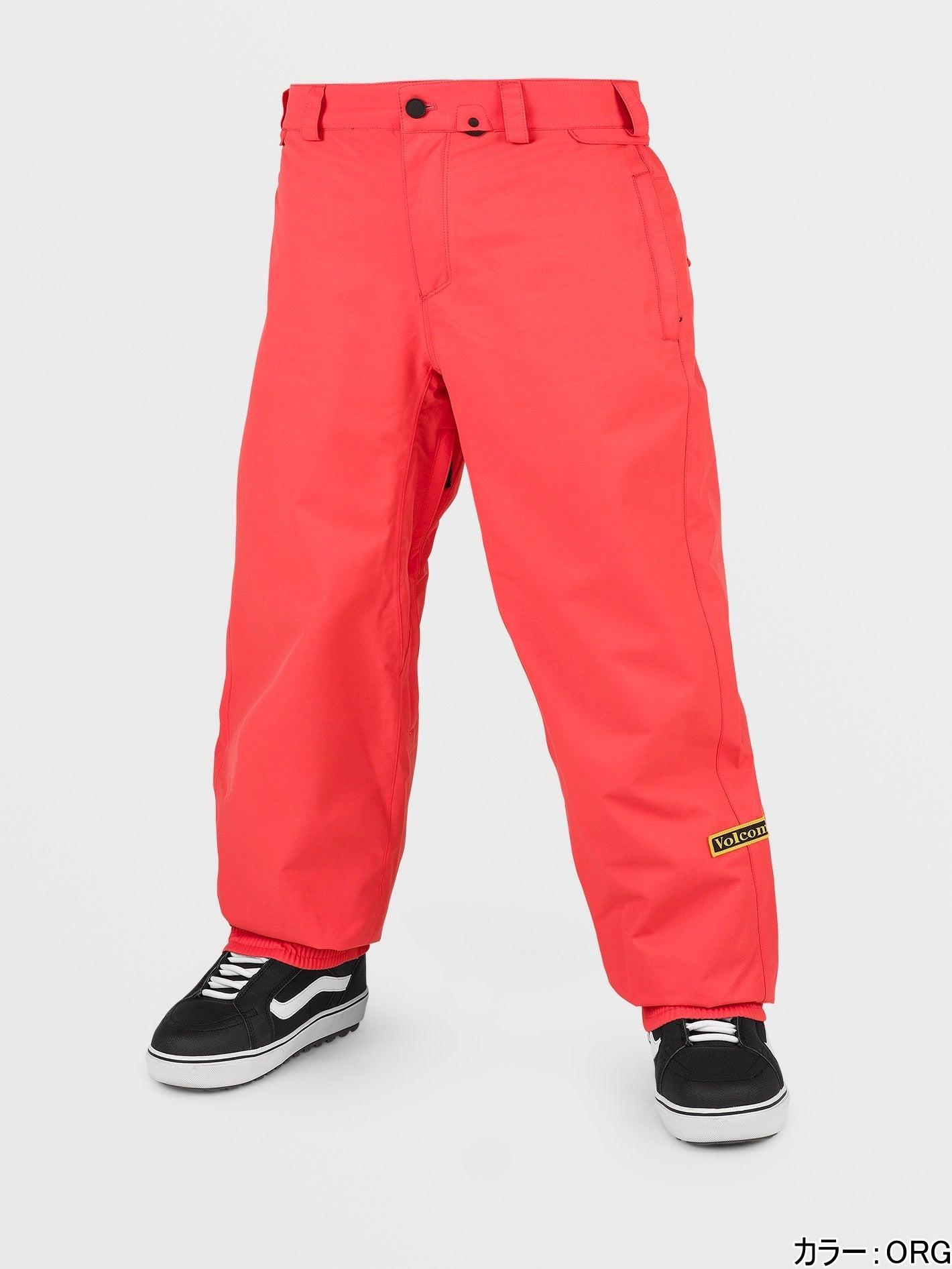 私たちはアーサーと綿密な打ち合わせを重ね、彼の多彩なスタイルにマッチするシグネチャーパンツを開発しました。その結果、どんな地形や場所でもハングアップできるスノーボードパンツが完成。V-サイエンスの2レイヤー・シュプリーム・ツイルを使用したアウターは、透湿性に優れたライニング・システムとテープドシームにより、レトロな雰囲気の未来型パンツに仕上がっています。ゆったりとしたエルゴ・フィットは、アーサーのパンツを際立たせるギャザー入りのボトムスによって補完されています。 防水性／透湿性：10,000mm / 10,000gm2 V-Science 2-レイヤー *V-Scienceスプリームツイル（ノンフッ素DWR加工） V-Science透湿ライニングシステム クリティカルテープドシーム エルゴフィット Zip TechRパンツ・ジャケット・インターフェイス メッシュ裏地のジッパー付きベンチレーション トリプル補強ライズ 調節可能なインナーウエストバンド 起毛トリコット裏地のハンドウォーマーポケット 自己伸縮性ブーツ裾 レースフック付きブーツゲイター チケットリング バックポケット セリフVolcomパッチ アスリート、アーサー・ロンゴとのコラボレーションデザイン メーカー希望小売価格はメーカーサイトに基づいて掲載しています