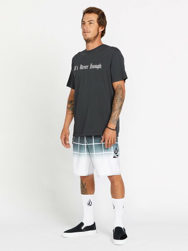 【お買い物マラソン期間はP10倍!】セール SALE VOLCOM ボルコム SCHROFF X VOLCOM STO メンズ フィットタイ ボードショーツ 水着 海パン サーフィン サーフパンツ 海水浴 夏 水泳 ビーチウェア