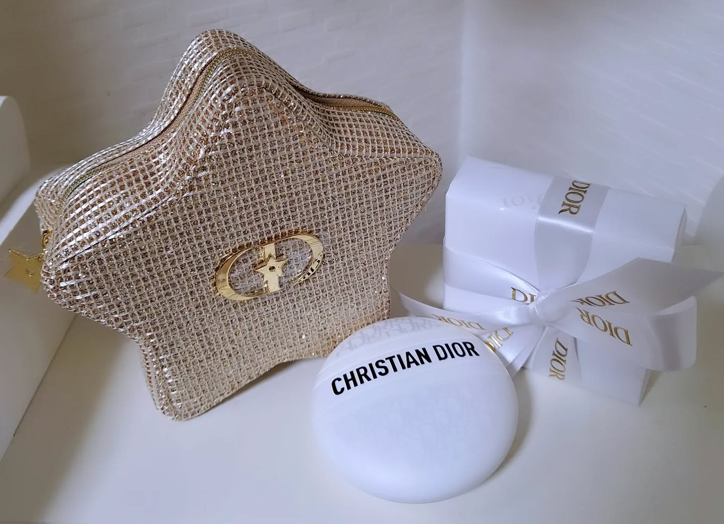 商品詳細 商品 diorbodycare 内容量 50ml 原産国 france 区分 bodycare 広告文責 キーリン 東昇商事 　06-6389-8289（連絡先電話番号）ボディ、フェイス、手元はもちろん、ネイル、リップまで使うこと...