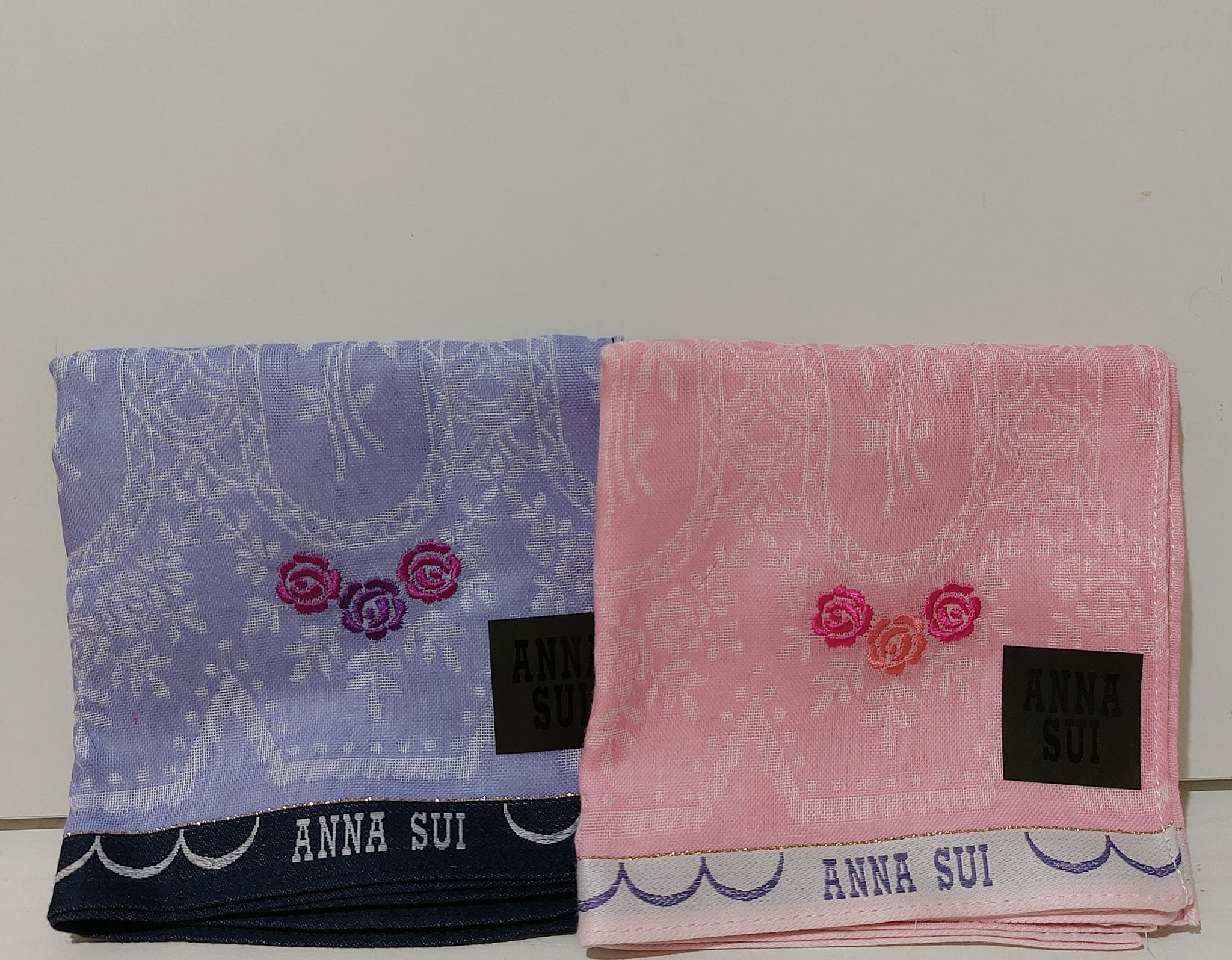 アナスイ anna sui バタフライ ローズ柄ハンカチ 送別会 お礼 退職 ギフト