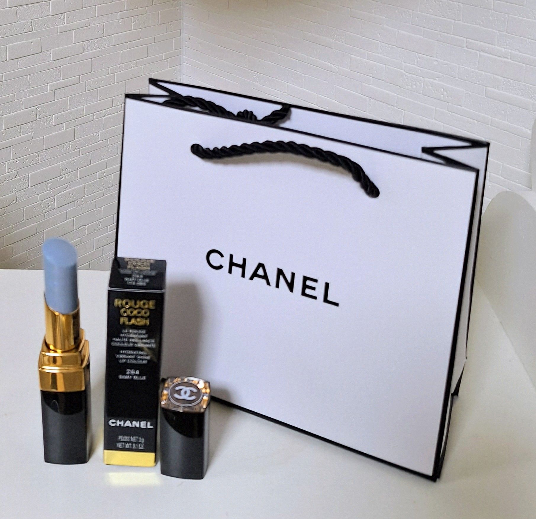 Rakuten - chanel ショッパー付　シャネル 　ルージュ ココ フラッシュ　#284 ベイビー ブルー