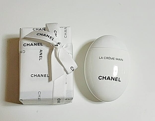 chanel のラッピング　ショッパー付