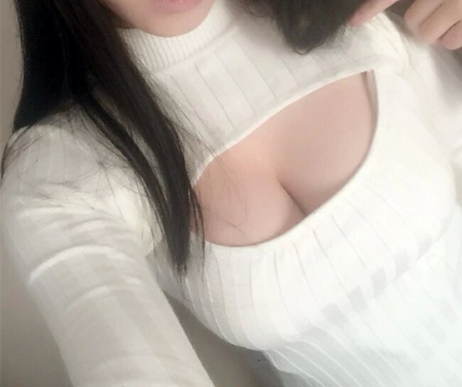 Rakuten - セーター レディース 胸開きセーター セクシー 胸開きタートルネック セクシーランジェリー セーターレディース 童貞を殺すセーター ニット トップス レディース セーター 胸開き セクシー コスチューム セクシーセーター 黒 白 可愛い ハイネック