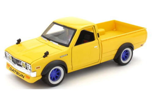 1/24 ޥ Maisto 1973 Datsun 620 Pickup Yellow åȥ ԥåå ߥ˥