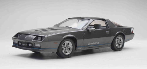 1/18 サンスター Sun Star 1985 Chevrolet Camaro IROC-Z Medium Gray シボレー カマロ ミニカー アメ車