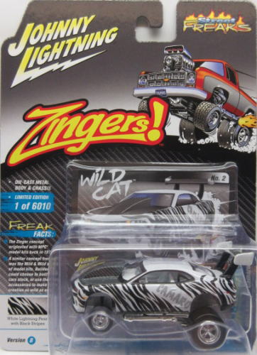 1/64 ジョニーライトニング JOHNNY LIGHTNING Street FREAKS 2011 Chevy Camaro シボレー カマロ ミニカー アメ車