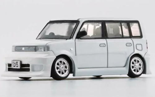 1/64 BM Creations Toyota bB 2000 White RHD トヨタ ミニカー