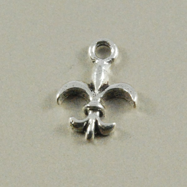チャーム(ユリの紋章・リリーの紋章）1個　シルバー925パーツ