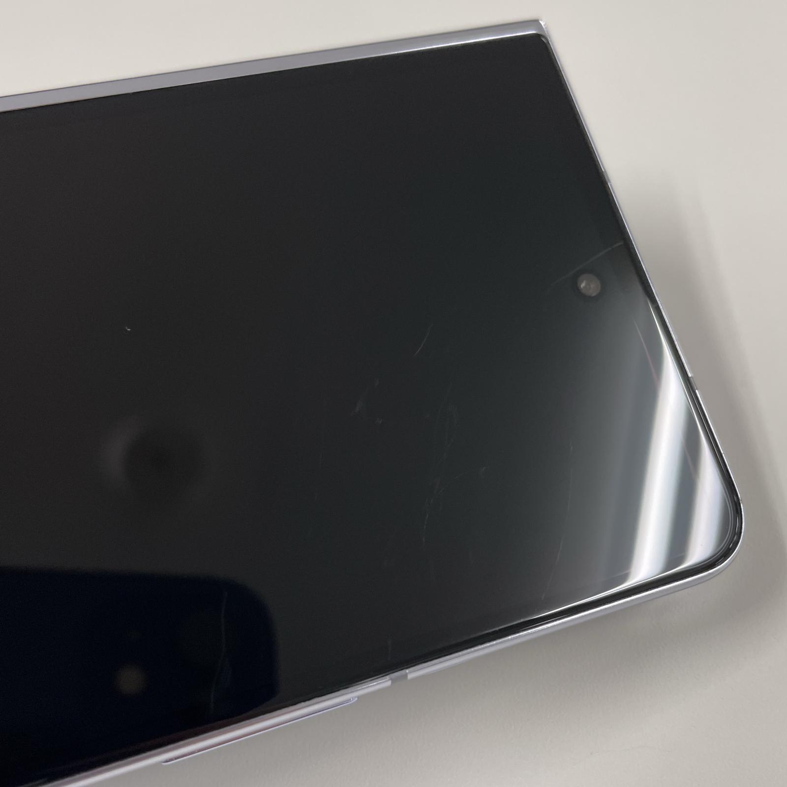 【中古】 au Galaxy Z Fold5 SCG22 256GB アイシーブルー SIMロック解除済 中古スマホ 中古iphone 保証付き 送料無料 白ロム 中古携帯