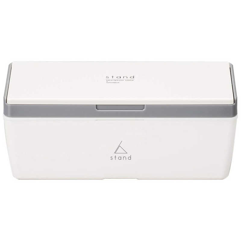 【商品解説】蓋がスマートフォンスタンドに変身【スペック】●型式：27182（27182）●JANコード：4930689271827仕様1：■サイズ：約8×19.5×7.8cm■容量：700ml■本体：PET、ABS　フタ：ABS　中フタ：PE　仕切り：PP　箸：AS■付属品：仕切り、箸、保冷剤この商品は宅配便でお届けする商品です出荷可能日から最短日時でお届けします。※出荷完了次第メールをお送りします。配送サービス提供エリアを調べることができます「エリア検索」をクリックして、表示された画面にお届け先の郵便番号7桁を入力してください。ご購入可能エリア検索お買い上げ合計3,980円以上で送料無料となります。※3,980円未満の場合は、一律550円（税込）となります。●出荷可能日から最短日時でお届けします。（日時指定は出来ません。）　※お届け時に不在だった場合は、「ご不在連絡票」が投函されます。　「ご不在連絡票」に記載された宅配業者の連絡先へ、再配達のご依頼をお願いいたします。●お届けは玄関先までとなります。●宅配便でお届けする商品をご購入の場合、不用品リサイクル回収はお受けしておりません。●全て揃い次第の出荷となりますので、2種類以上、または2個以上でのご注文の場合、出荷が遅れる場合があります。詳細はこちら■商品のお届けについて商品の到着日については、出荷完了メール内のリンク（宅配業者お荷物お問い合わせサービス）にてご確認ください。詳しいお届け目安を確認する1度の注文で複数の配送先にお届けすることは出来ません。※注文時に「複数の送付先に送る」で2箇所以上への配送先を設定した場合、すべてキャンセルとさせていただきます。