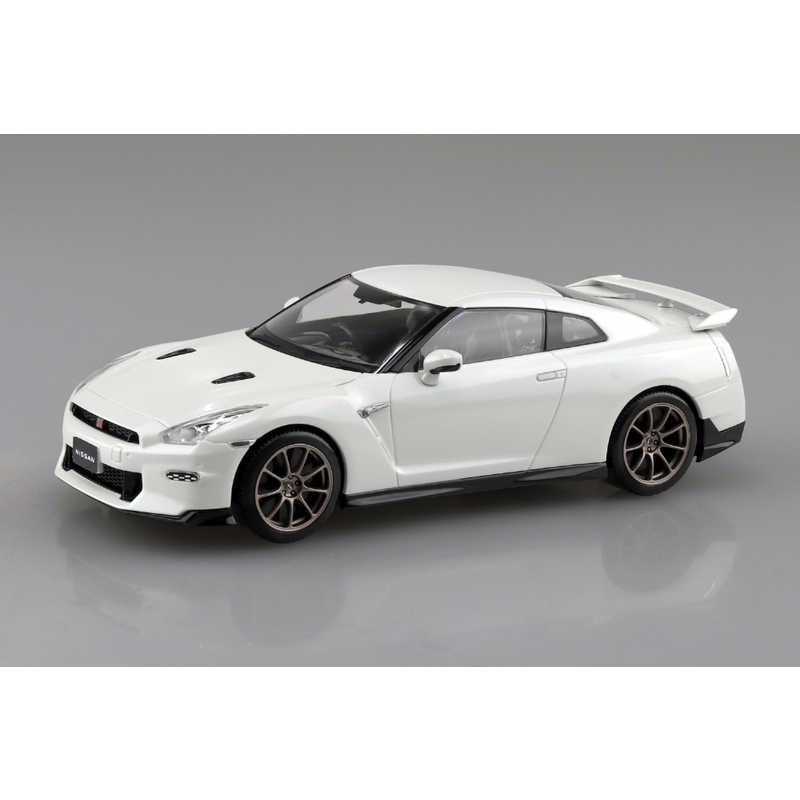 青島文化　楽プラ ニッサン R35 NISSAN GT-R 2024(ブリリアントホワイトパール)