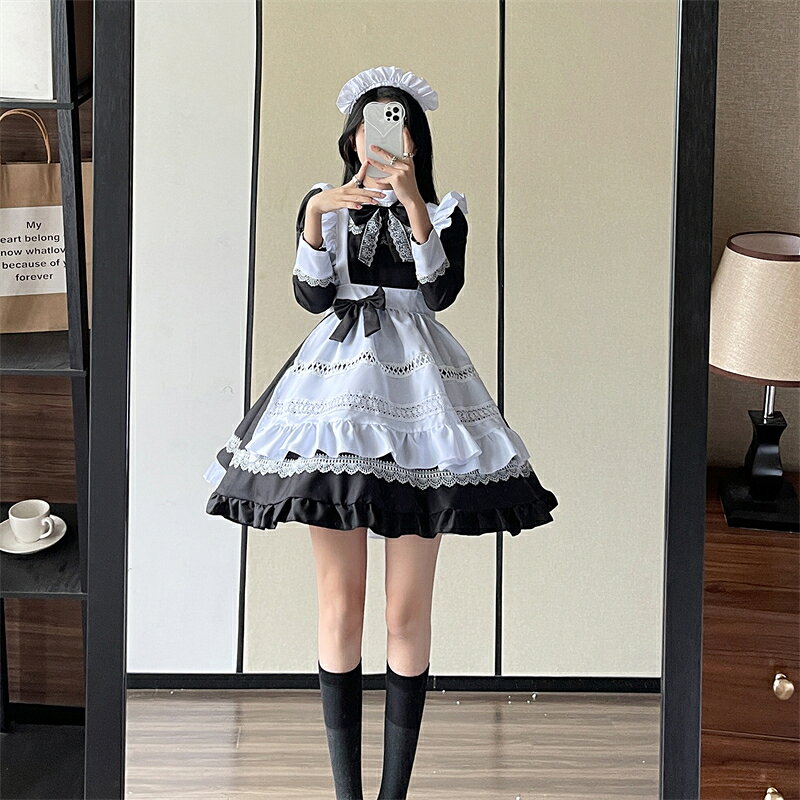 商品詳細 商品説明 品番：mit09 素材：ポリエステル サイズ：S M L XL 2XL 3XL 4XL 5XL セット内容：ワンピース、エプロン、カチューシャ×1点、リボン×2点（5点セット） 【コスプレ メイド服】ふわっとしたボリューム袖のワンピースはそのままでも十分素敵ですが、丸襟をプラスすることでおしゃれ上級者の着こなしになりますよ。背中にファスナーがあり、フィット感がよく、シルエットもきれいになります。 フリルいっぱい、夢ある可愛いエプロン、大きなリボンが可愛いを強調ハイウエストで、可愛さアップ。普段のおでかけのおしゃれにはもちろん、原宿系夢かわいい系ガーリー、森ガール、姫系等ファッションがお好きな方や、ゴスロリロリータ系コスプレコスチューム衣装のドレス、ライブイベントでの双子コーデ等にもご利用いただけます。 【かわいい カチューシャ】細いタイプのカチューシャなので、長時間使用でも疲れにくく、軽い着け心地です。カチューシャはリボン飾りがアクセント、リボンで顔周りを華やかに彩る、小顔効果もプラスしてくれますよ。丁寧な縫製で繰り返し使ってもほつれたり壊れたりしません。カチューシャのみでの使用はもちろん、メイド服コスプレなどの組み合わせにおすすめのねこ耳カチューシャです。 【ゴスロリ ロリータ】普段に出勤、通勤、通学、お出かけ、リゾート、デート、ウェディング、二次会、卒業式、旅行、女子会、飲み会、ビジネス、フォーマル、パーティー、クリスマス、ハロウィン、バレンタインデー、仮装パーティー、クリスマスパーティー、コミケのコスプレ変装、演劇、映画、舞台、学園祭、カーニバル、イベント、余興、サンバ、お祭り、宴会、かくし芸、マルディグラ、誕生日、お遊戯会、歓迎会、送別会、忘年会、文化祭、舞踏会、演奏会、合唱、部活、スポーツジム、スポーツクラブ、サークル活動 、観光服 、ダンス、海外、普段着、キャンプ、アウトドア、ウォーキング、外出着、部屋着、ルームウエア、花火大会、レディースデート、友達揃い、父の日、記念日、プレゼント、友達、友人、クラス服、集团服、日常用などの用服として様々な場面·プレゼントでご利用いただけます。 注意事項 ※サイズ表記は目安です。若干の誤差がある場合がございます。 ※写真のお色はできる限り実物に近い表現を心がけておりますが、お客様のご覧になられますパソコン機器及びモニタなどの違い、また室内、室外での撮影により、多少お色味が異なって見える場合がございます。 営業時間 ・ネットでのご注文は24時間受け付けております。 ・店舗へのお問合せは下記の時間帯にお願い致します。 　平日 9:30～18:00（電話）　　メール24時間受付 ・土日曜日、祝祭日はお休みを頂いております。 ・営業時間内にいただくお問い合わせは順次にご返信対応させていただいておりますが、場合によっては翌営業日での対応となりますので、予めご了承ください。