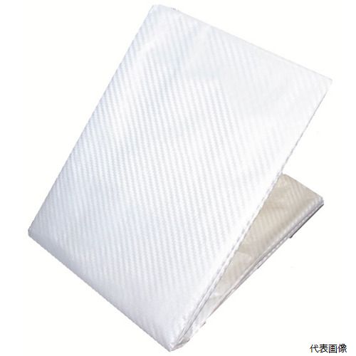 【特長】 ●スノーテックスの標準品です。 ●太陽光の幅広い波長域で高い反射率があり、特に紫外線域、赤外線域の反射率が高いことにより、被覆した品物紫外線劣化や温度上昇防止に優れた効果があります。 ●高い反射率があることで紫外線域の吸収率が非常に低い為、シート自体の劣化が抑制されることにより高い耐候性があります。 【用途】 ●屋外での遮熱カバーに。 ●家庭での遮熱天幕に。 ●各種カバーや間仕切り等に。 【仕様】 ●色：パールホワイト/ホワイト ●幅(m)：1.71 ●長さ(m)：2.61 ●厚さ(mm)：0.19 ●ハトメ数(個)：10 ●ハトメピッチ(cm)：90 ●耐久期間：約3年 ●引張強度：縦650N/5cm、横650N/5cm ●引裂強度：130N×120N ●幅(mm)：1710 ●番手(#)：2700 【材質／仕上】 ●シート：ポリエチレン(PE) ●ハトメ：アルミニウム ●周囲ロープ：ポリプロピレン 【入数】 ●1枚 他のサイズはこちら 在庫のない商品は検索に表示されない場合がございます　