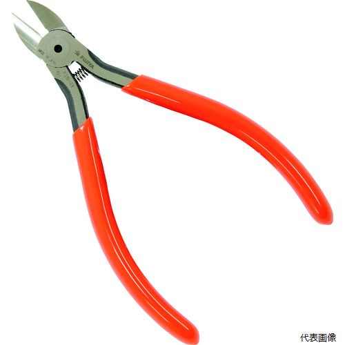 【特長】 ●最高精密の加工によりガタが出にくく、極細線から軟鉄線まで幅広い線材の切断が可能です。 ●独自開発の特殊鋼により高い耐久性を実現しました。 ●開き過ぎ防止ストッパーが付いているので、グリップが開きすぎることが無く連続切断作業でも手が疲れません。 ●マイクロミラーブレード（刃部鏡面仕上）仕様：刃部はフジ矢独自開発の最先端研磨技術「マイクロミラーブレード」を採用しておりますこうすることで、切断時の抵抗が少なくなり、軽く切断することが可能です。 【用途】 ●精密電子機器の工場などでの細かい線材の切断作業に最適です。 【仕様】 ●全長(mm)：126 ●刃表面形状：ラウンド刃 ●切断能力(mm)銅線：φ0.15〜2.0 ●切断能力(mm)軟鉄線：φ1.6 ●名称：マイクロニッパ（バネ付） ●ばね：有 ●おすすめ切断部材：樹脂・より線・銅線・軟鉄線 【材質／仕上】 ●特殊鋼 【注意】 ●本来の目的以外では使用しないでください。 ●作業時は周りを確かめてご使用ください。 ●保護メガネ等を着用して作業してください。 ●切断能力以上の使用はしないでください。 ●電気の流れている物への切断は絶対にしないでください。 【入数】 ●1丁 他のサイズはこちら 在庫のない商品は検索に表示されない場合がございます　