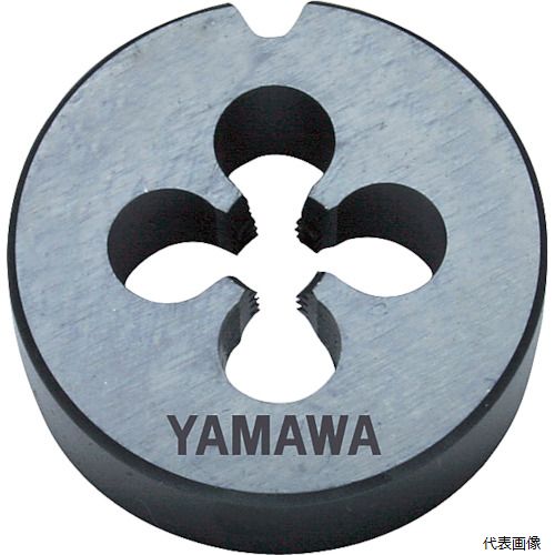 【特長】 ●自動盤用オートHSSダイス（ステンレス用）です。 【用途】 ●おねじ加工用。 ●被削材：低炭素鋼、中炭素鋼、ステンレス鋼に。 【仕様】 ●呼び寸法：M7 ●ピッチ(mm)：0.75 ●外径(mm)：20 ●厚さ(mm)：7 ●加工ねじ：メートルねじ ●精度：P2 ●切りくず穴数：4 ●食付き山数：2山 ●表面処理：酸化処理 【材質／仕上】 ●高速度工具鋼（HSS） 【入数】 ●1個 他のサイズはこちら 在庫のない商品は検索に表示されない場合がございます