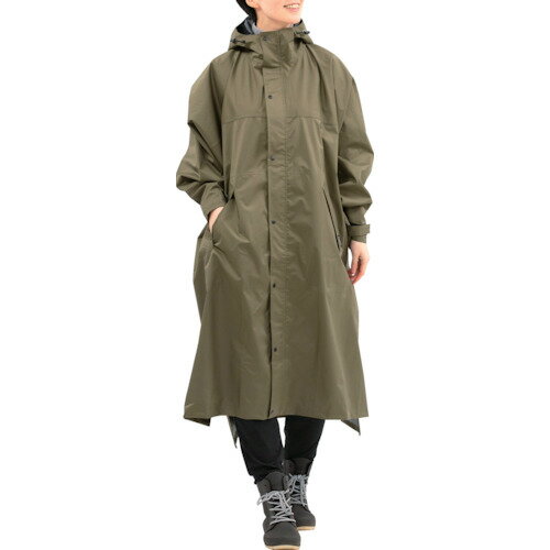 【特長】 ●突然の雨でも素早く簡単に着れる前開きファスナータイプの軽量ポンチョです。 ●胸幅95cm、着丈116cmと男性の方でもゆったり着られるサイズです。 ●自転車乗車時に便利な手甲カバー付です。 ●レイバイザー(別売りV-002、003)が装着できます。 ●防災グッズとしてもオススメです。 【用途】 ●突然の雨に。 【仕様】 ●色：オリーブ ●サイズ：F ●胸囲(cm)：190 ●耐水圧：5000mm ●着丈(cm)：116 ●胸幅(cm)：95 ●頭周り(cm)：53 ●裄丈(cm)：83 ●耐水圧：5000mm 【材質／仕上】 ●ポリエステル100％(裏面：TPUラミネート) 【セット内容／付属品】 ●収納袋 【入数】 ●1着 他のサイズはこちら 在庫のない商品は検索に表示されない場合がございます　