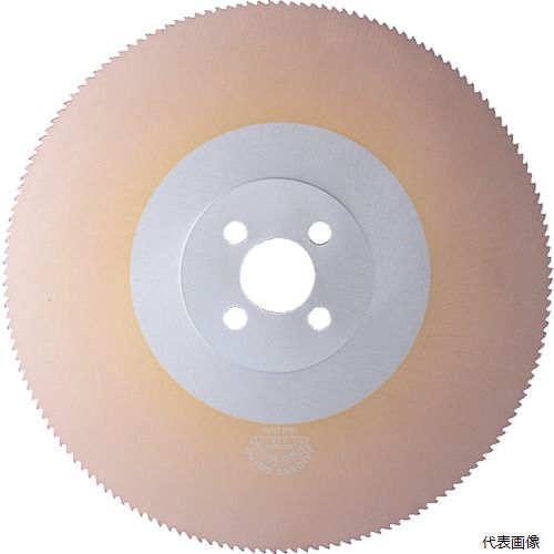 【特長】 ●ステンレス用です。 ●チタン特殊コーティング処理で硬度が高く、耐摩耗性に優れ、サイドウエルディングが起こりにくいです。 【用途】 ●ステンレス・鉄・非鉄金属などの切断に。 【仕様】 ●外径(mm)：300 ●刃厚(mm)：2.0 ●内径(mm)：31.8 ●ピッチ(mm)：4 ●ピンホール(mm)(芯間×径×個数)：50×9×2 ●適合メーカー：大同興業用 【材質／仕上】 ●高速度鋼 【入数】 ●1枚 他のサイズはこちら 在庫のない商品は検索に表示されない場合がございます　