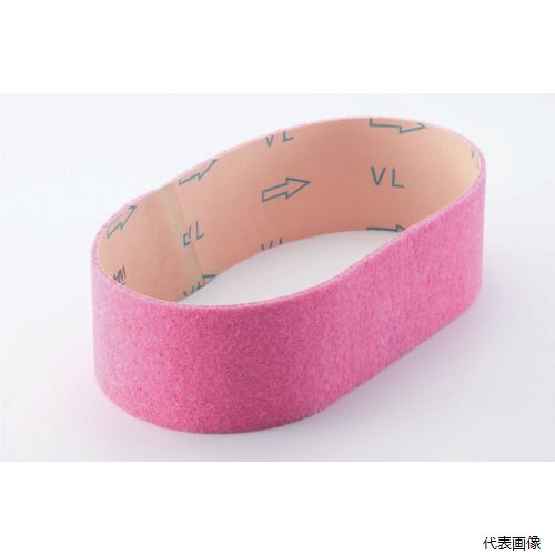 【特長】 ●布基材にナイロン不織布を圧着することで厚みがあります。 ●通常のナイロンベルトよりさらに馴染を向上し、研磨加工時に振動が少なく、さらに使い勝手を向上しております。 ●曲面、凹凸面に最適です。 ●カーボンニュートラルガス使用により、従来比61％排出量を削減しました（製造時）。 【用途】 ●ステンレス、アルミ製品のヘアライン加工。 ●付着物のクリーニング。 ●サビ取り、塗膜はがし。 ●使用工具：レジンダー。 【仕様】 ●粒度(#)：1000 ●幅(mm)：100 ●長さ(mm)：915 ●砥材：A ●色：桃 【材質／仕上】 ●砥材：#60〜#220（シリコンカーバイト砥粒（C））、#320〜#1000（アランダム砥粒（A）） ●基材：ナイロン不織布 【注意】 ●提供不可：ミルシート 【入数】 ●1本 他のサイズはこちら 在庫のない商品は検索に表示されない場合がございます　