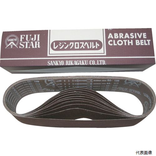 【特長】 ●溶着防止効果を強化しました。 ●油性研磨による湿式研磨が可能です。 ●フィンガージョイントを採用しジョイント段差を少なくします。 ●研磨性を重視しました。（100×915mmタイプ） 【仕様】 ●粒度(#)：100 ●幅(mm)：100 ●長さ(mm)：915 ●砥材：A 【用途】 ●炭素鋼、アルミニウムなどの一般金属の研削、研磨に効果。 【材質／仕上】 ●砥材:アランダム砥粒（A） 【入数】 ●10本 他のサイズはこちら 在庫のない商品は検索に表示されない場合がございます　