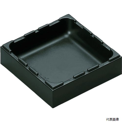 【特長】 ●汎用性のあるタイプです。 ●パーツ、部品の収納、保管に最適です。 ●ボックスの突起により積み重ね可能です。 ●組み合わせは自由自在です。 【用途】 ●キャビネット内、事務机内の整理整頓に。 【仕様】 ●色：ブラック ●外形寸法(mm)間口：96 ●外形寸法(mm)奥行：96 ●外形寸法(mm)高さ：26.5 ●有効内寸(mm)間口：85 ●有効内寸(mm)奥行：85 ●有効内寸(mm)高さ：18 ●ボックスタイプ 【材質／仕上】 ●PS樹脂 【入数】 ●1個 関連品はこちら 在庫のない商品は検索に表示されない場合がございます　