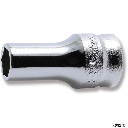 【特長】 ●狭い箇所へのアクセスを可能とするコンパクト（薄肉）設計です。 ●各部の精度を追求することにより優れた使用感を実現しています。 ●新形状ボールディンプルの採用によりガタツキの少ない接合を実現しています。(PAT.) ●汎用性の高い全長設定のセミディープソケットです。 【仕様】 ●差込角(mm)：9.5 ●対辺寸法(mm)：8 ●全長(mm)：35 ●対辺形状：6角 ●対辺(mm)：8 【材質／仕上】 ●クロムモリブデン鋼(SCM435) 【入数】 ●1個 他のサイズはこちら 在庫のない商品は検索に表示されない場合がございます　