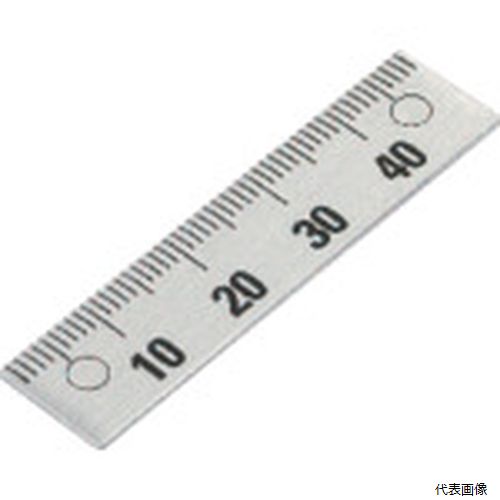 【特長】 ●上側目盛り ●ゼロ位置：左端 【仕様】 ●全長(mm)：50 ●幅(mm)：12 ●厚さ(mm)：0.5 ●呼び寸法(mm)：50 ●測定範囲：40 ●貫通穴（個）：2 ●ボルト止めタイプ ●目盛り：1mmピッチ ●目盛り彫り込み(エッチング加工) 【材質／仕上】 ●アルミ(A1050P) 【注意】 ●本スケールは目安としてご利用ください。 【入数】 ●1個 他のサイズはこちら 在庫のない商品は検索に表示されない場合がございます　