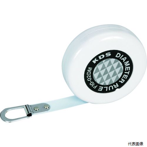 【特長】 ●円周を測れば直径がひと目でわかるパイメジャーです。 ●表面は外周測定に便利なメートル目盛です。 【用途】 ●樹木やパイプ・ダクトなどの直径割り出しに。 ●曲面測定に。 ●外周測定に。 ●テープ長さ(m)：2 ●テープ幅(mm)：10 ●テープ厚さ(mm)：0.18 ●目盛仕様：表面：JIS1級相当片面メートル目盛　裏面：π目盛 ●455ピッチ表示：なし ●標準張力(N)：なし ●本体寸法(mm)：Φ48×15 ●JIS1級相当 ●標準張力：なし ●裏面：π目盛 ●個包装 ●両面目盛 【材質／仕上】 ●テープ：スチール ●ばね：スチール ●ケース：ABS樹脂 【注意】 ●パック包装(F10-02DMP)と個箱(F10-02DM)は包装形態が異なるだけで製品仕様は同じものです。 【入数】 ●1個 他のサイズはこちら 在庫のない商品は検索に表示されない場合がございます　