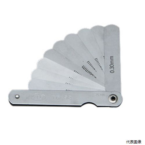 【特長】 ●日本標準機械工具型録70Mのシクネスゲージです。 【仕様】 ●測定範囲(mm)：0.04-0.30 ●測定範囲(mm)：0.04-0.30 ●サイズ(mm)：90x13 ●重量(g)：34 【セット内容/付属品】 シクネスゲージ(0.04・0.05・0.06・0.07・0.08・0.10・0.15・0.20・0.30mm) 【入数】 ●1個 他のサイズはこちら 在庫のない商品は検索に表示されない場合がございます