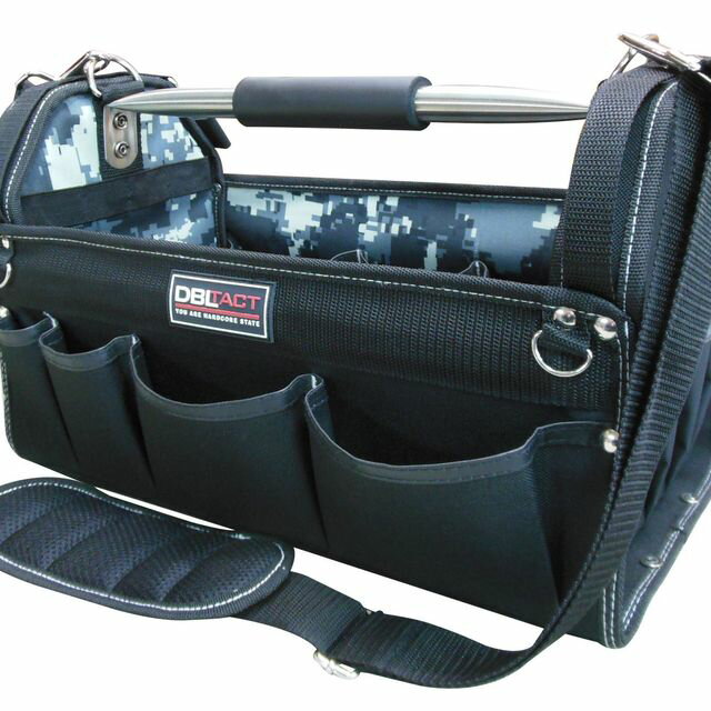 バックの内外に各種ポケット付きで抜群の収納力! 【特長】 ●バックの内外に各種ポケット付きで抜群の収納力 ●水弾きの良い撥水加工生地使用 ●サイドに便利なコンベックスホルダー付き ●ショルダーベルト付き 【仕様】 ●本体寸法:H:約250×W:約420×D:約205mm ●ハンドルまでの長さ:約110mm ●本体重量:約1325g（ショルダーベルト含む） ●ポケット:外側11か所／内側3か所 ●ホルダー:14か所 ●コンベックスホルダー ●テープフッカー:2ヶ所 ●ペンホルダー:2ヶ所 【入数】 ●1ヶ 他のサイズはこちら 在庫のない商品は検索に表示されない場合がございます