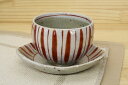 日本製 赤絵十草 陶碗皿 湯呑 レトロ 陶器 コップ 国産 贈り物 ギフト プレゼント 敬老の日 シンプル かわいい 和風 和モダン
