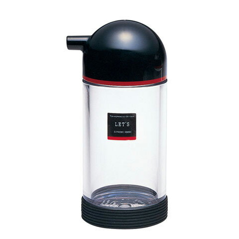 人気の定番シリーズ「LET'S」使い心地の良さが人気、シンプルなソース差し。注ぎ口のカット面を斜めにし、また通路の上部に角度をもたせることにより、液だれしにくい構造になっています。本体底部にゴムを付けているため、すべりにくく安定感があり、消音作用を備えた設計です。ゴムの取り外しも可能で簡単に洗浄できます。サイズ直径60×高さ140mm容量200ml重量140g材質本体、ふた/AS樹脂　パッキン/シリコンゴム　底ゴム/SBR品番K-1182製造国中国メーカー岩崎工業商品バリエーション　