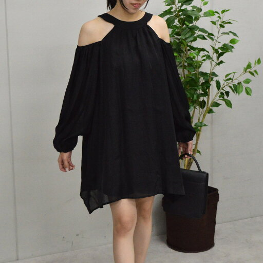 【LINE追加で500円オフ】 &soiree ボリュームスリーブオフショルワンピ 【LINE追加で500円オフ】 &soiree ボリュームスリーブオフショルワンピ