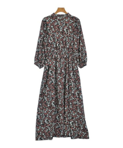 B MING LIFE STORE by BEAMS ビーミングライフストアバイビームスワンピース レディース S 黒x赤x水色(花柄)【中古】【古着】 B MING LIFE STORE by BEAMS ビーミングライフストアバイビームスワンピース レディース S 黒x赤x水色(花柄)【中古】【古着】