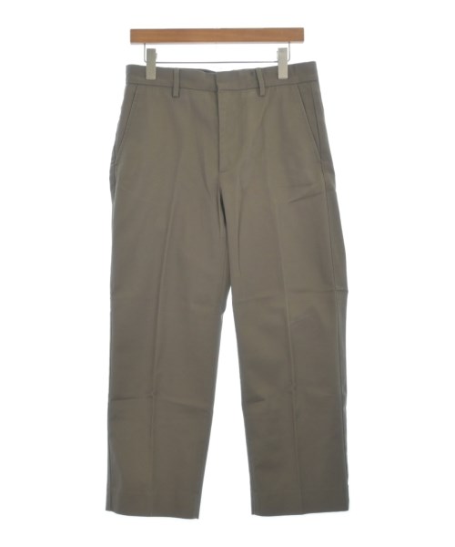 ブランド Acne Studios(アクネストゥディオズ) タイプ メンズ 商品番号 2200623456262r20251112 コンディション ランク： B 詳細： 所々スレあり ※商品は全て古着/中古品ですので、ご理解の上ご購入ください。 箱、袋などの付属品の状態はコンディションには含まれず汚れや破れ等の記載もしておりませんので、ご了承ください。 新品同様では裾上げ等お直しがしてある場合もございます。 カラー 茶 サイズ 46(M位) 実寸(cm) ウエスト:78cm,裾周り:39cm,ヒップ:89cm,わたり:57cm,股上:30.5cm,股下:64.5cm 素材 綿65%、ポリエステル35%、(ポケット裏地)ポリエステル65%、綿35% 原産国 ルーマニア その他詳細 シーズン：春夏 ポケット：あり 外ポケット:3 透け感：なし 生地の厚さ：普通 裏地：なし 伸縮性：なし 光沢：なし 開閉：ファスナー 柄：無地 丈：ロング丈