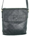 GUCCI グッチショルダーバッグ レディース - 黒(総柄)【中古】【古着】