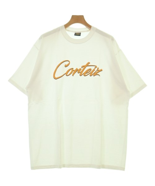ブランド Corteiz(コーテイズ) タイプ メンズ 商品番号 2200712860130r20260816 コンディション ランク： B 詳細： 品質表示なし ※商品は全て古着/中古品ですので、ご理解の上ご購入ください。 箱、袋などの付属品の状態はコンディションには含まれず汚れや破れ等の記載もしておりませんので、ご了承ください。 新品同様では裾上げ等お直しがしてある場合もございます。 カラー 白 サイズ XXL 実寸(cm) 身幅:59cm,肩幅:55cm,袖丈:25cm,着丈:77cm 素材 品質表示なし コメント NIKEとのコラボレーションアイテムです。 その他詳細 シーズン：春夏 ポケット：あり 外ポケット:2 透け感：あり 生地の厚さ：普通 裏地：なし 伸縮性：あり 光沢：なし 開閉：無し 柄：無地
