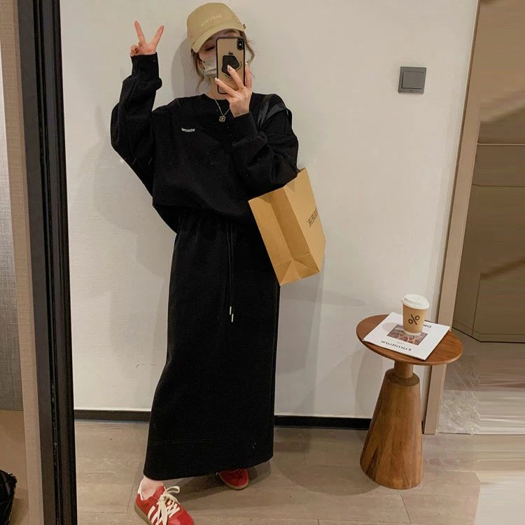 トレーナー パーカー レディース 長袖 スカート 刺繍ロゴ セットアップ 春 スウェット 上下セット スエット ウエストゴム ロングスカート 大きいサイズ きれいめ おしゃれ 大人可愛い 秋 セットアップ 冬 体型カバー