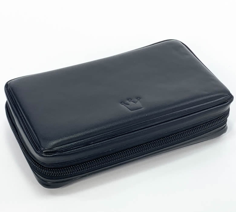 即納！法人印鑑ケース【クラウン TSK-11801】社判と印鑑2本収納で持ち運び可能。ファスナー式[合皮製/代表印ケース/角印ケース/社印ケース/ゴム印ケース/社判ケース/会社印鑑ケース/法人用印鑑ケース]MO-18902 HC-010【あす楽対応】【送料無料】