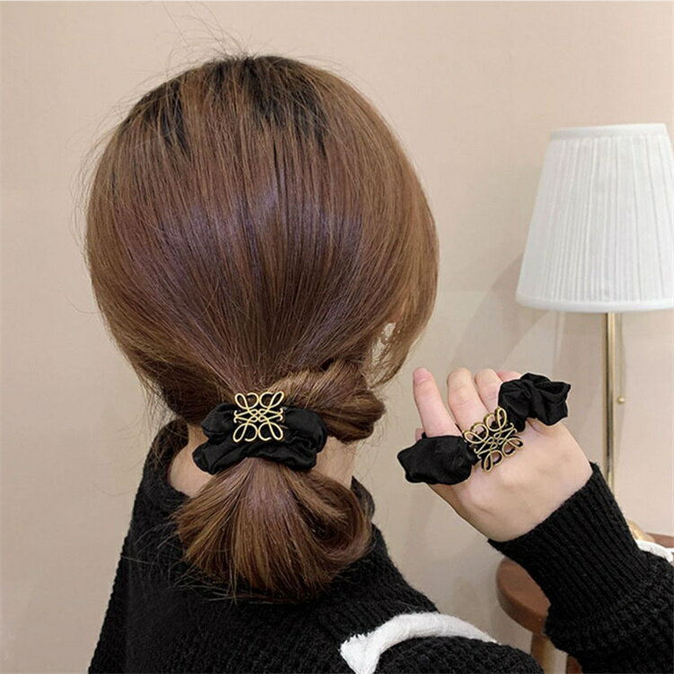 ヘアアクセサリー上品 可愛い ゴム+ヘアピン 大人韓国アクセサリー ヘアゴム　ヘアピン 可愛い シュシュ 自分へのご褒美 人気デザイン 高見え おしゃれ 大人 秋冬