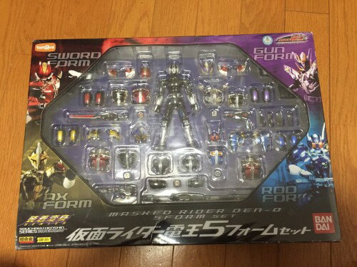 バンダイ(BANDAI) 装着変身 仮面ライダー電王 5フォームセット （トイザらス）