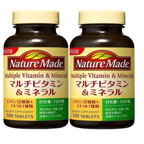 商品説明ビタミン12種類とミネラル7種類をバランスよく含有。偏食しがちな方や外食の多い方をはじめ、健康づくりの基本に毎日摂りたいベースサプリメントです。 日本人に合わせた製品設計「人々の健康をカラダ全体で考える」トータルヘルスケアカンパニーの大塚製薬が、日本人のカラダに対する知識を生かして、アメリカのファーマバイト社と共同開発し、ネイチャーメイドの高品質なラインナップを日本で展開しています。 内容量:100粒（50日分／1日2粒目安）×2 原材料セレン酵母、クロム酵母／セルロース、サンゴCa、酸化Mg、V.C、グルコン酸亜鉛、酢酸V.E、ショ糖脂肪酸エステル、ナイアシンアミド、硫酸鉄、HPMC、パントテン酸Ca、グルコン酸銅、V.B6、V.B1、V.B2、β‐カロテン（ゼラチンを含む）、V.A、葉酸、ビオチン、V.D、V.B12 栄養成分 2粒(1.818g)当たり:エネルギー 4.6kcal、タンパク質 0～0.2g、脂質 0～0.2g、炭水化物 0.916g、食塩相当量 0～0.01g 、カルシウム 200mg、マグネシウム 100mg、亜鉛 6.0mg、鉄 4.0mg、銅 0.6mg、セレン 50μg、クロム 20μg、ビタミンA 1200μg、ビタミンB1 1.5mg、ビタミンB2 1.7mg、ビタミンB6 2.0mg、ビタミンB12 3.0μg、ナイアシン 15mg、パントテン酸 6.0mg、ビオチン 50μg、葉酸 240μg、ビタミンC 150mg、ビタミンD 5.0μg、ビタミンE 26.8mg※アレルギー物質(28品目中):ゼラチン