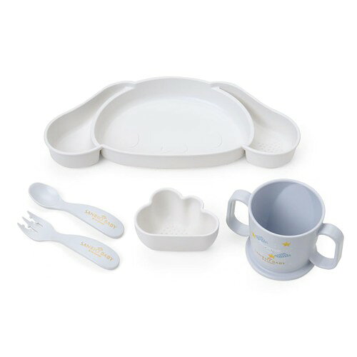 本体サイズ：パッケージ:約幅30×奥行7.7×高さ25cm。主な材料・原料：ランチプレート・小鉢・両手マグ:PP。スプーン・フォーク:ABS樹脂 タルクを20％配合し石油由来成分を削減した環境に優しい、サステナブルな食器。バクテキラー抗菌剤使用。耐熱温度:ランチプレート・小鉢・両手マグ約140度、スプーン・フォーク約100度。 煮沸、電子レンジ加熱、食器洗い乾燥機使用可（スプーン・フォークのみ煮沸、電子レンジ加熱不可）。煮沸消毒、電子レンジ消毒不可。直火、オーブン、グリル使用不可。 (C) 2025 SANRIO CO., LTD.　著作 株式会社サンリオ