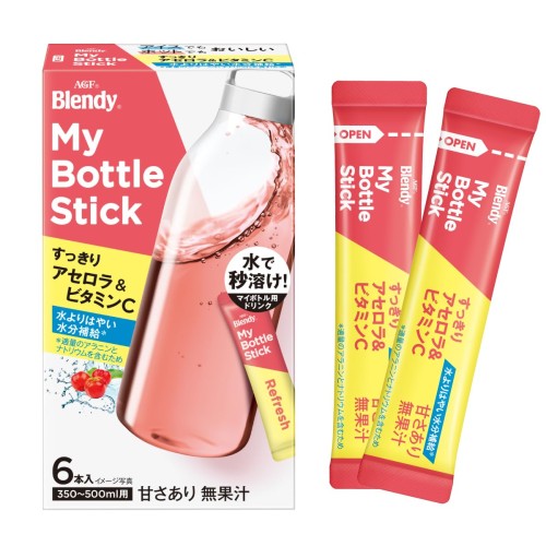 メーカー名：AGF ブランド名:ブレンディ マイボトルスティック 商品タイプ:インスタント(スティック) 原産国:日本 原材料:デキストリン(国内製造)、食塩、アセロラ果汁パウダー / アラニン、酸味料、香料、ビタミンC、甘味料(アセスルファムK、スクラロース)、着色料(野菜色素、クチナシ色素)、微粒酸化ケイ素 賞味期限:製造日から660日 栄養成分:本品1本分(4.0g)当たり エネルギー13kcalたんぱく質0.46g脂質0~0.09g炭水化物2.8g食塩相当量0.6g /カリウム11mgビタミンC200mgカフェイン0mgアラニン460mgクエン酸400mg おいしい飲み方:1 スティック1本を入れます。 2 水またはお湯を350~500ml入れます。 3 フタを閉め、振って溶かしてください。 ●ボトルの内部が濡れていると粉末が溶けにくくなる場合があります。 ●水の場合はボトルの口部ぎりぎりまで入れると粉末が溶けにくくなる場合がございます。 ●氷を入れる場合は粉を溶かした後に入れてください。 ●お湯で作る場合は耐熱用の容器をご使用ください。 ポットにも!700~1,000mlの水またはお湯にスティック2本を入れ、よくかきまぜてください。 アレルゲン:―