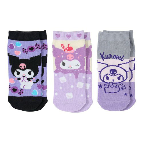 本体サイズ：16-18cm。主な材料・原料：綿49%、ポリエステル49%、ポリウレタン2% キッズスニーカー丈。履き口の内側に油性ペンでお名前を書けるスペース付き。普段着のコーディネートにも合わせやすく、オールシーズン重宝するアイテム。 (C) 2026 SANRIO CO., LTD.　著作 株式会社サンリオ