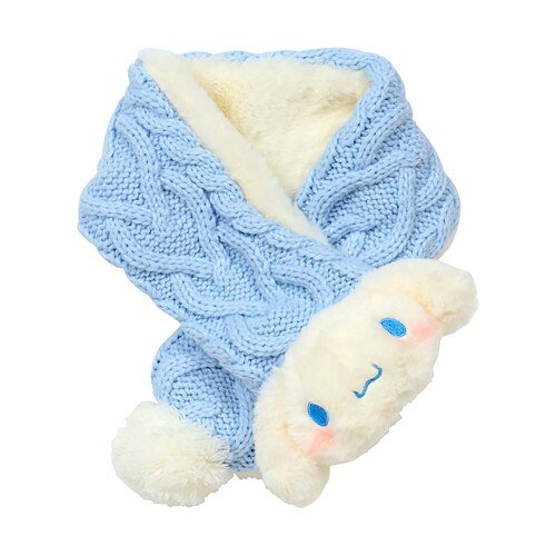 本体サイズ：約幅18×奥行8×高さ75cm。主な材料・原料：本体ニット部分、梵天:アクリル100%、ボア部分:ポリエステル100%マスコットポリエステル100% 表面はケーブル編み、裏面は肌触りの良いボア。マスコット取り外し不可。 チーク部分は手作業で着色しているため、風合いが異なることがあります。また、照明などの影響により色味に変化が生じる場合があります。 (C) 2025 SANRIO CO., LTD.　著作 株式会社サンリオ