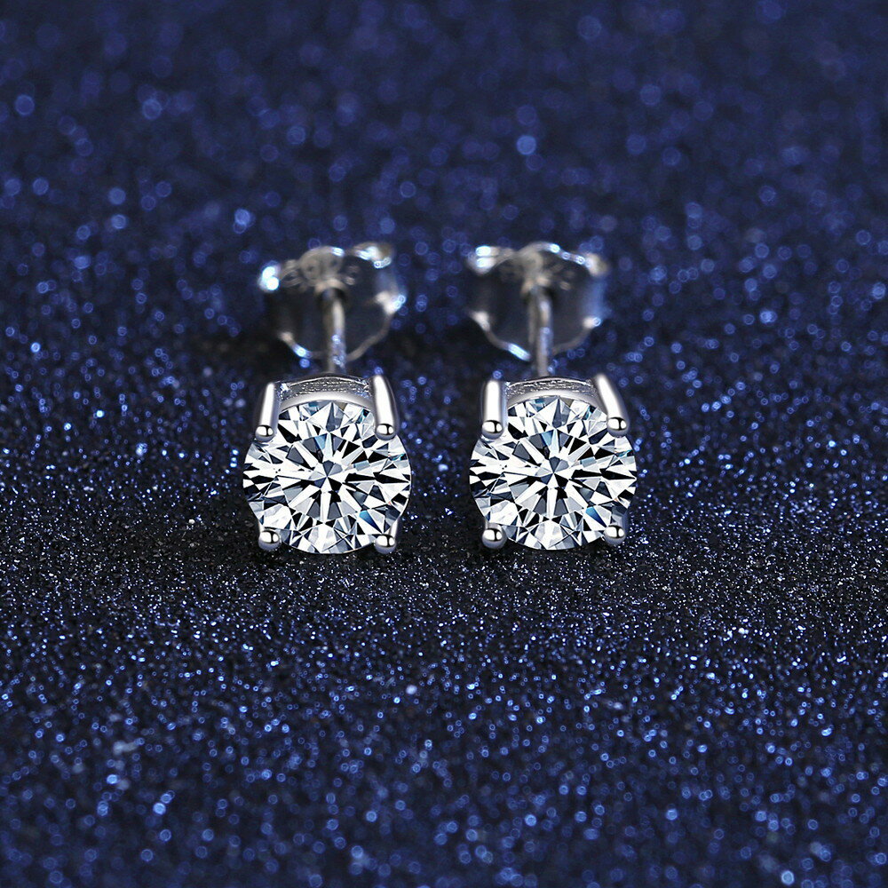 ピアス 両耳用 0.5Carat Pair モアサナイト シルバー925 ホワイト シルバー スタッド ラウンド 中粒 一粒 4本爪 定番 シンプル 上品 大人 おしゃれ 通勤