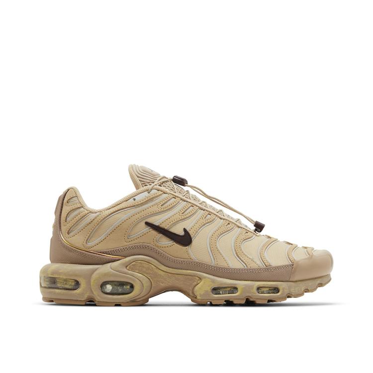 RAISEの【海外限定 お取り寄せ商品】NIKE AIR MAX PLUS SESAME ナイキ エア マックス プラス セサミ FZ5049-222 メンズ レディース 人気 おしゃれ｜アングル3
