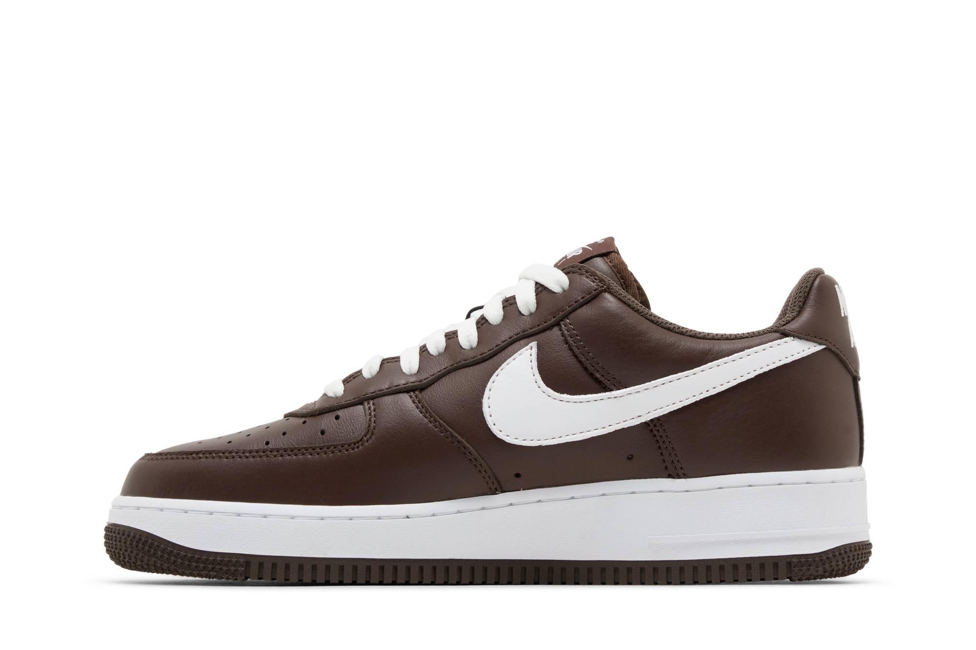 【お取り寄せ商品】NIKE AIR FORCE 1 LOW QS CHOCOLATE ナイキ エアフォース1 ロー QS チョコレート FD7039-200 メンズ レディース 人気 おしゃれ