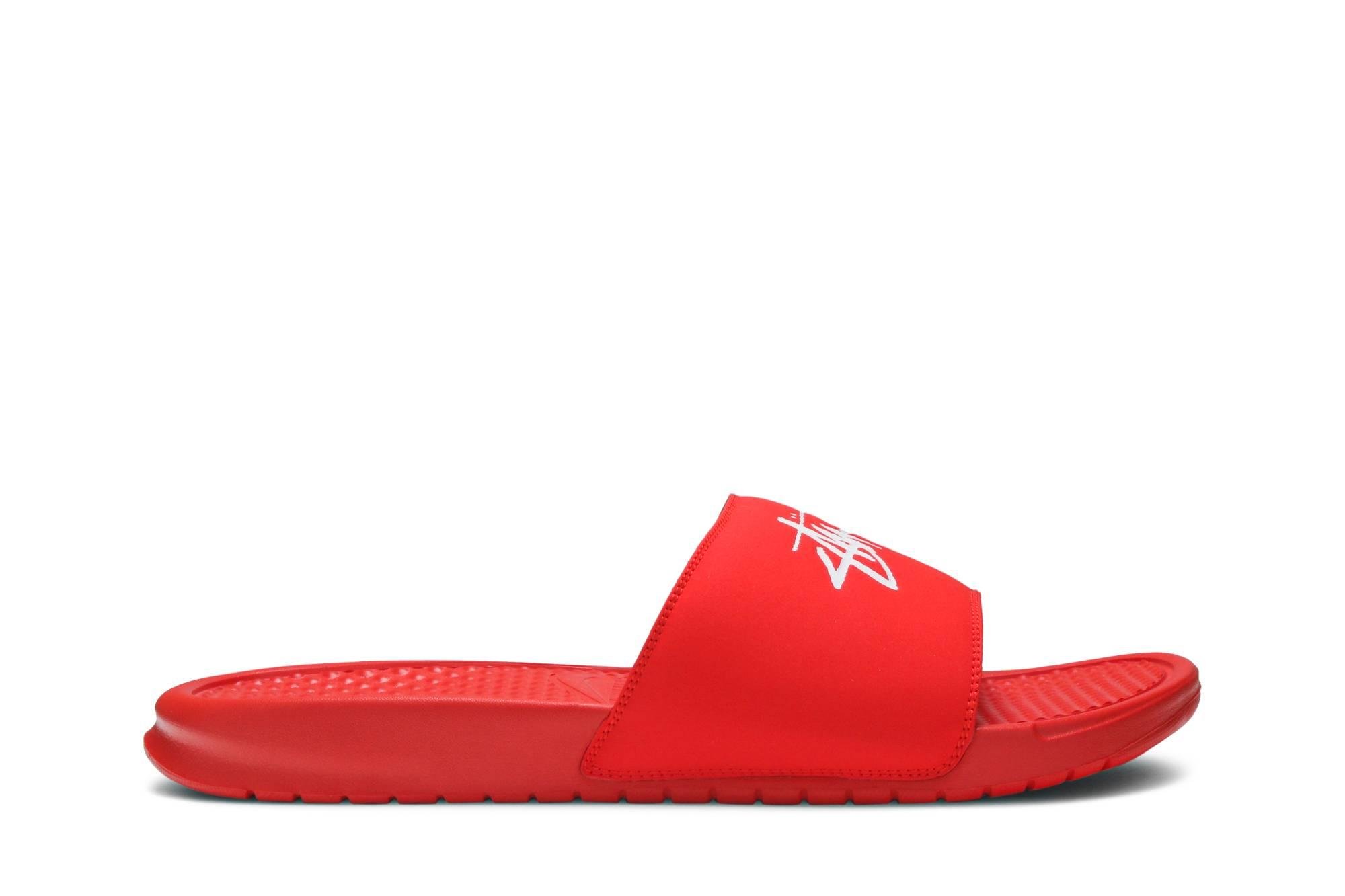 【お取り寄せ商品】STUSSY × NIKE BENASSI SLIDE RED ステューシー × ナイキ ベナ...