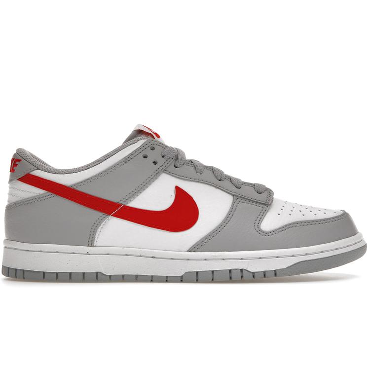 NIKE DUNK LOW WHITE WOLF GREY UNIVERSITY RED (GS) DV7149-001 メンズ レディース 人気 おしゃれ